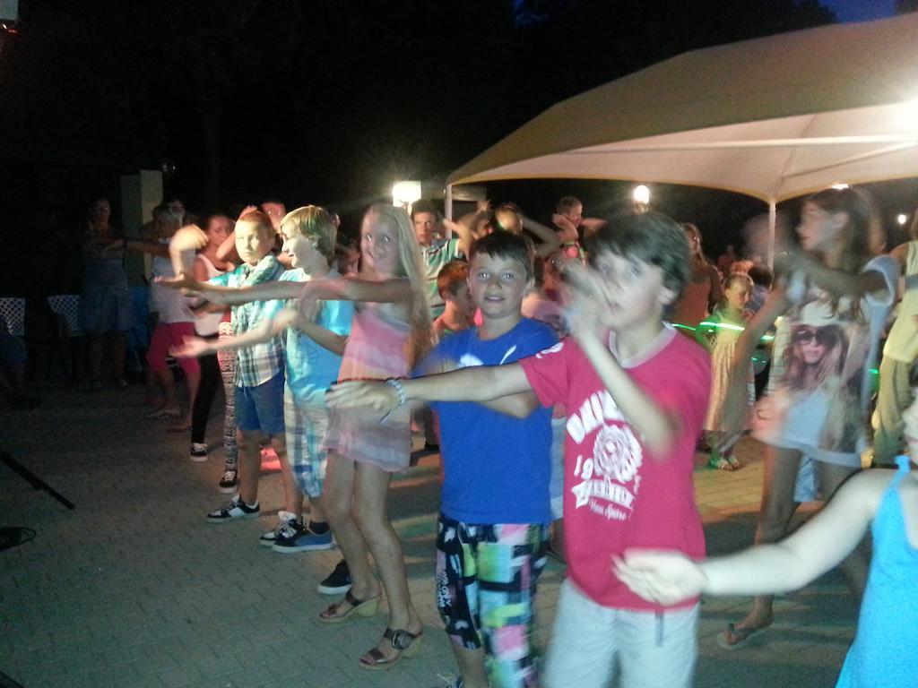 Camping Les Sources Saint-Jean-du-Gard Extérieur photo
