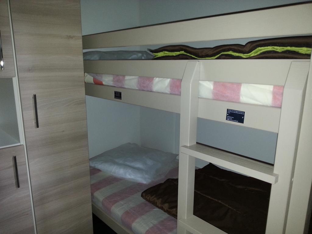Camping Les Sources Saint-Jean-du-Gard Chambre photo