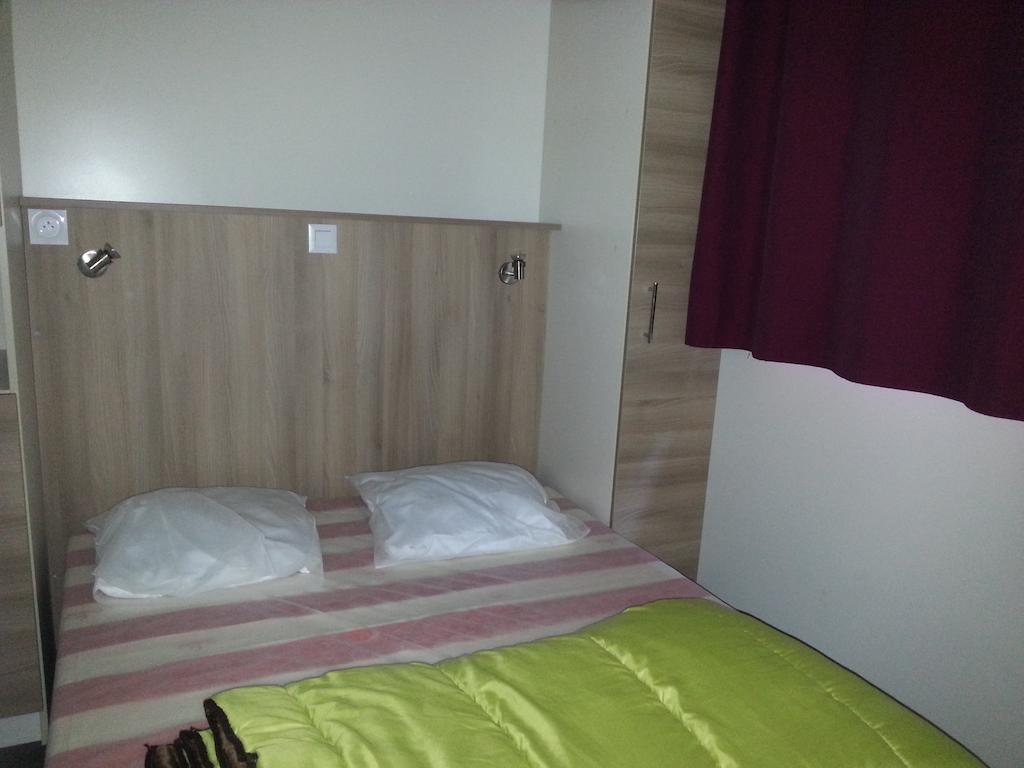 Camping Les Sources Saint-Jean-du-Gard Chambre photo